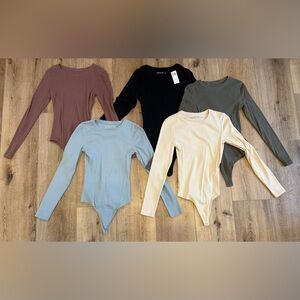 Abercrombie & Fitch Long Sleeve Ribbed Bodysuits Size Small ‼️Set of 5‼️
